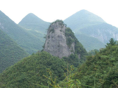 湖北美食山山,湖北很出名的山