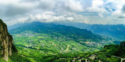 湖北恩施旅游打卡景点,湖北恩施旅游打卡景点有哪些