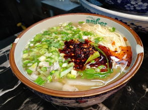 湖北美食拍照穿搭夏天,湖北本地美食