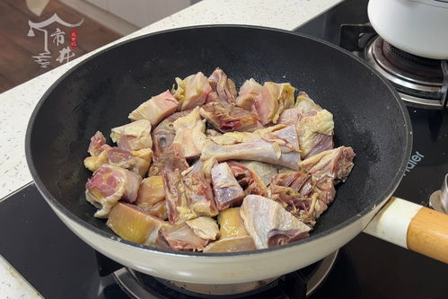 湖北美食风干鸡做法,湖北风干鸡蒸多久