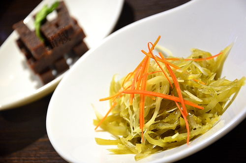 湖北美食沈醉醉毛嘴卤鸡,沈醉和毛人凤谁厉害