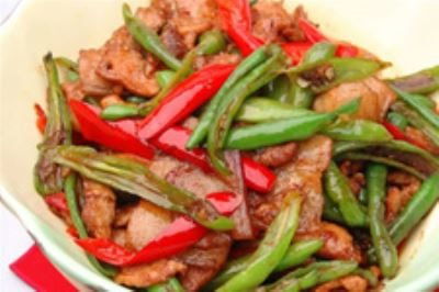 辣椒炒肉湖北美食做法简单,辣椒炒肉做法家常做法
