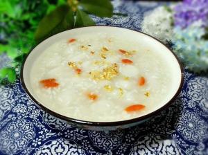 湖北美食糊米酒怎么做视频,糊米酒的功效与作用