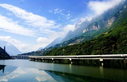 湖北郧县白浪旅游,十堰白浪旅游景点