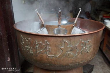 湖北美食米坛子的做法,装米的坛子