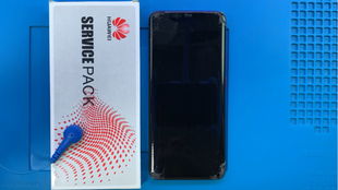 老外拆华为mate60,华为mate60换屏幕多少钱