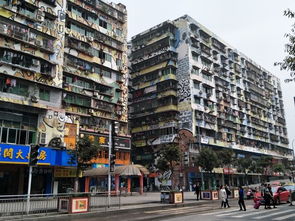 湖北美院旁边的美食街,湖北美院南门