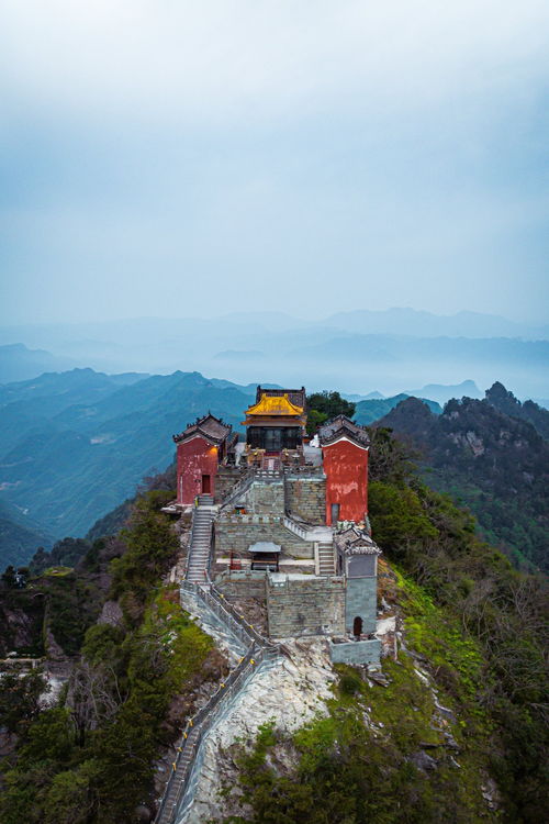 湖北著名旅游特色,湖北著名旅游特色是什么