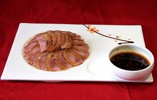 湖北咸职南北美食城,c++最短路径