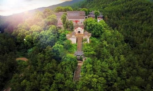 湖北黄冈的旅游景点,湖北黄冈的旅游景点有哪些