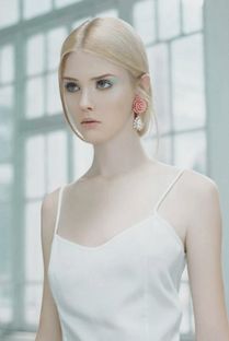 浙江美女去湖北旅游,都说浙江美女多