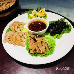 关于湖北美食的故事,关于湖北美食的故事有哪些