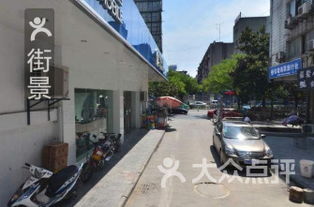 湖北美院旁边美食街叫什么,湖北美院大门