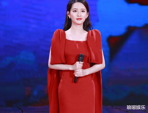 李沁旅游湖北,李沁游装