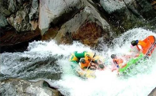 湖北旅游漂流事故,湖北旅游漂流事故视频