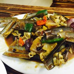 珠海美食推荐金湾区,珠海金湾区吃海鲜的地方哪里便宜又实惠