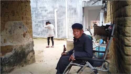 儿女挣房产怎么办