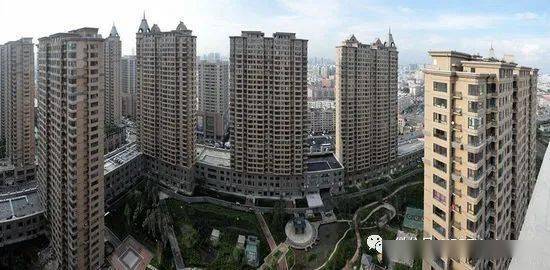 冰城小哥房产怎么样