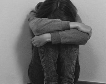 闺女房产证怎么写