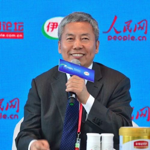 双人讨论房产怎么说