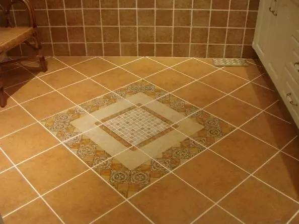 房产达人怎么贴原瓷砖