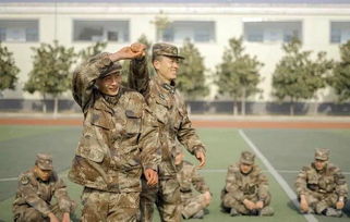 军人夫妻怎么分房产 军人夫妻怎么分房产