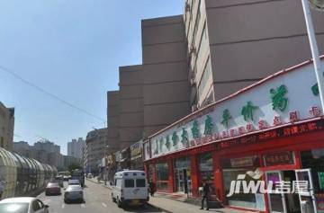 怎么到达乌市房产大厦呢