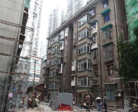 房产人怎么拍老旧小区