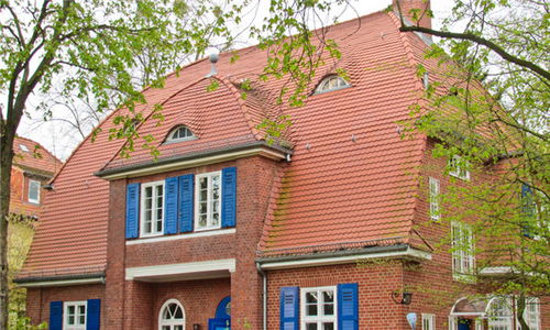 庭院房产纠纷怎么解决