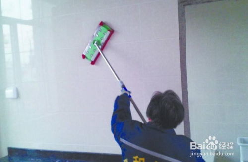 房产达人怎么用扫把打扫