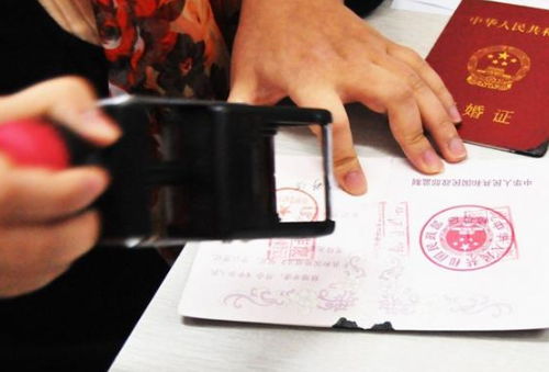 政府暂扣房产怎么过户手续