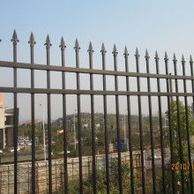 房产达人围栏怎么操作的