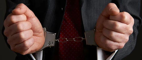 老无赖霸占房产怎么处理 老无赖霸占房产怎么处理