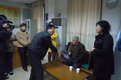 老人遗留房产怎么处理的