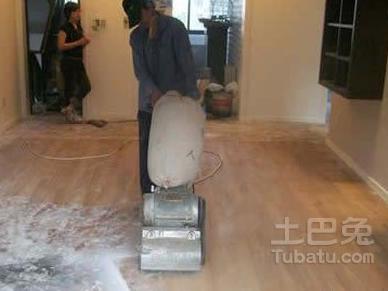 房产达人怎么贴碎地板