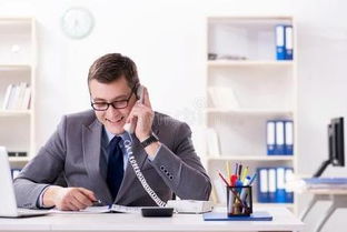 中介房产打电话怎么打 中介房产打电话怎么打