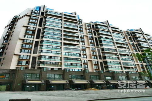 临江的房产怎么样