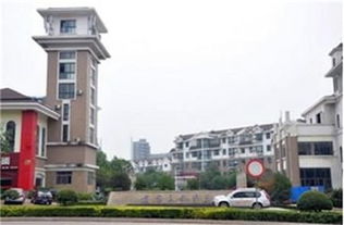 靠湖房产怎么选房子的