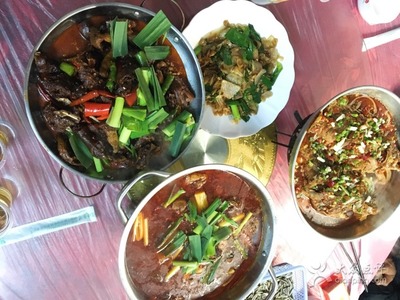 岳阳市15中附近美食推荐,岳阳市十五中位置