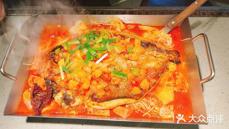 大连星河广场美食推荐图,大连星河街在什么位置