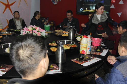 湖北美食作家阿伟(湖北美食作家阿伟简介)