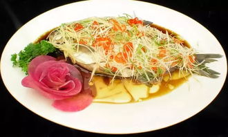 湖北美食探秘，清蒸武昌鱼制作视频