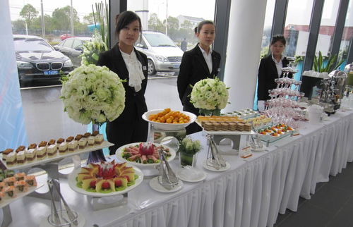 武汉多人聚餐湖北美食店