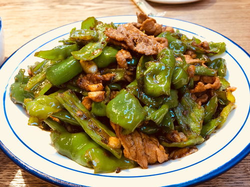 湖北美食推荐，辣椒炒肉的美味探索
